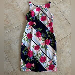 Vince Camuto Floral Patterned Dress